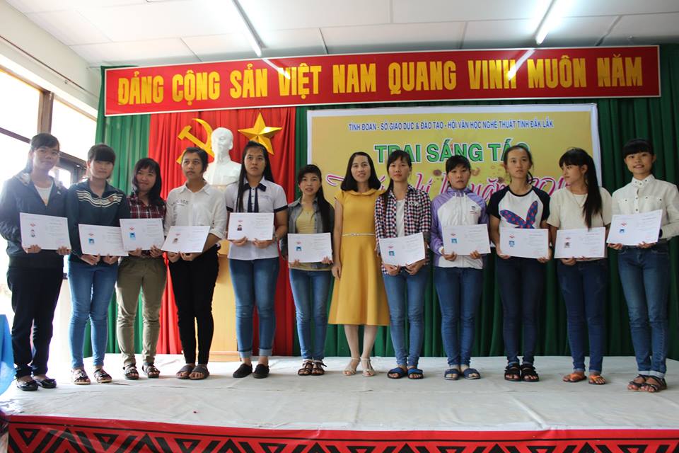 Bế mạc trại sáng tác văn học thiếu nhi hè năm 2015